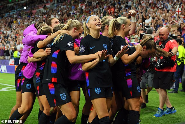 England Team Celebrating Their Victory Over Italy Photocredit Reuters 1