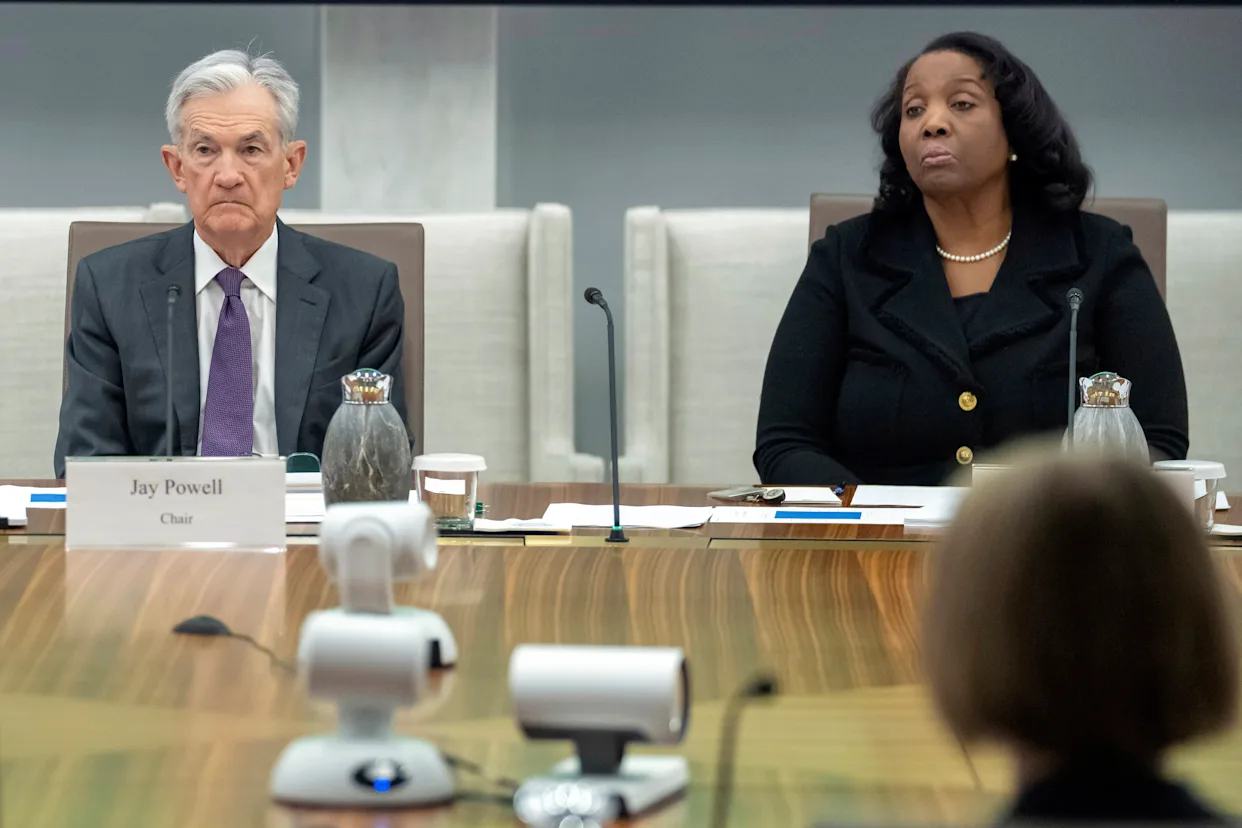 Jerome Powell And Lisa Cook Captured In Photo During Board Of Governors Meeting In Washington Dc Photocredit Ap Webp
