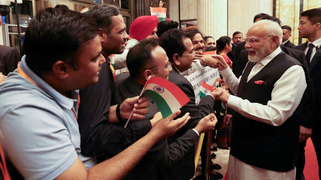 Modi Was Welcomed By Indian Community In China