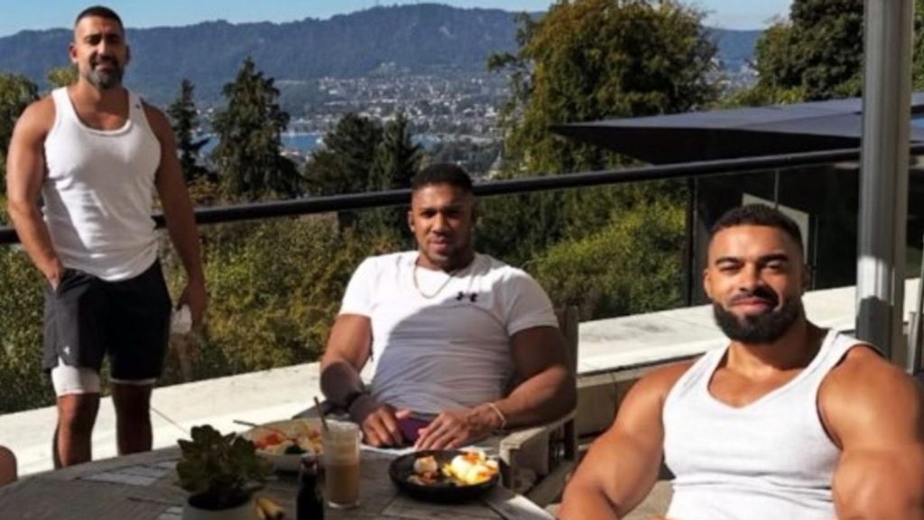 Anthony Joshua With Ghami Sina And Lateef